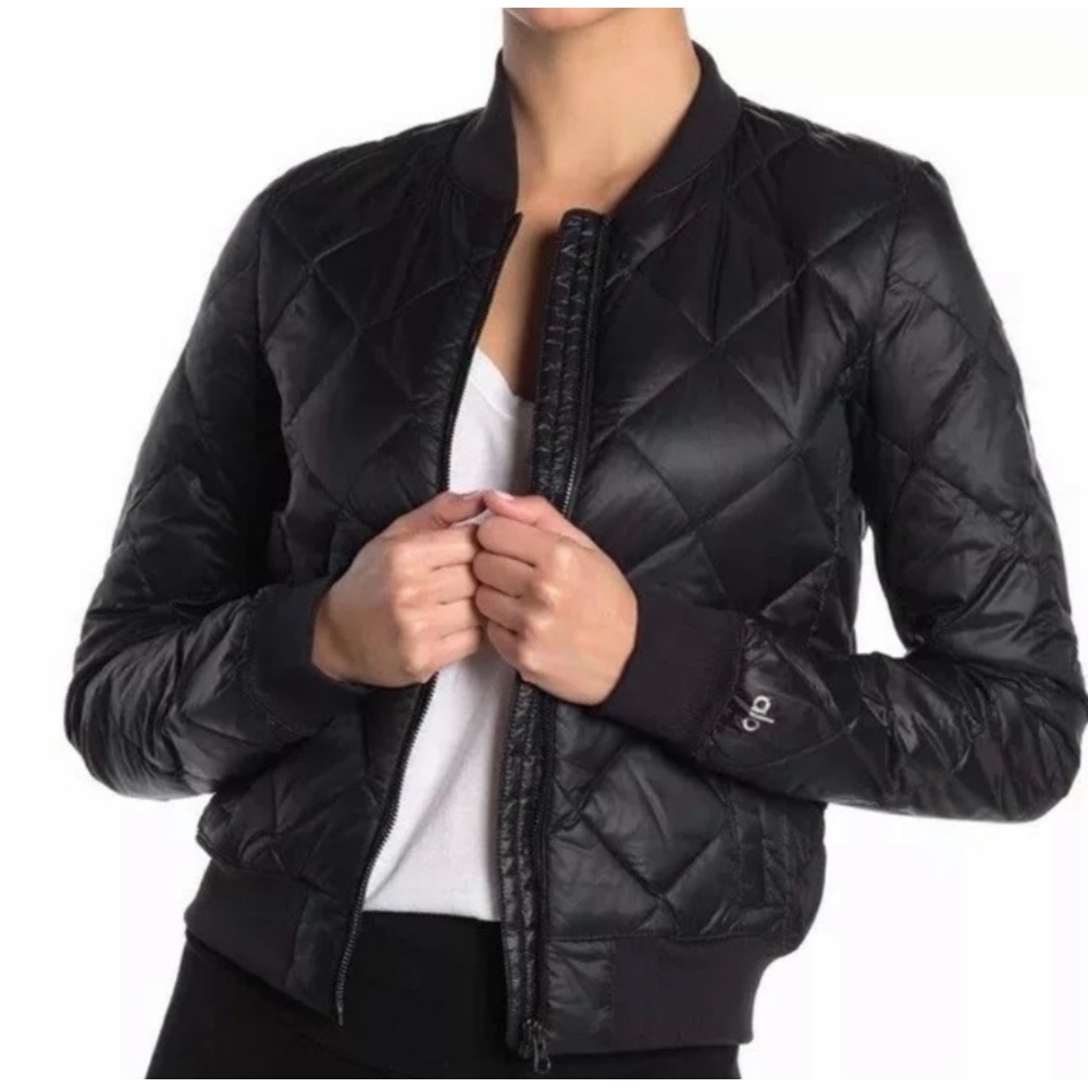 Alo‎ Yoga Idol Quilted Bomber Jacket Womens Black Down Puffer Cropped Streetwear